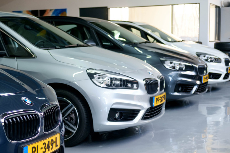 Dealer auto's met fabrieksgarantie Autohuiz BV Winschoten